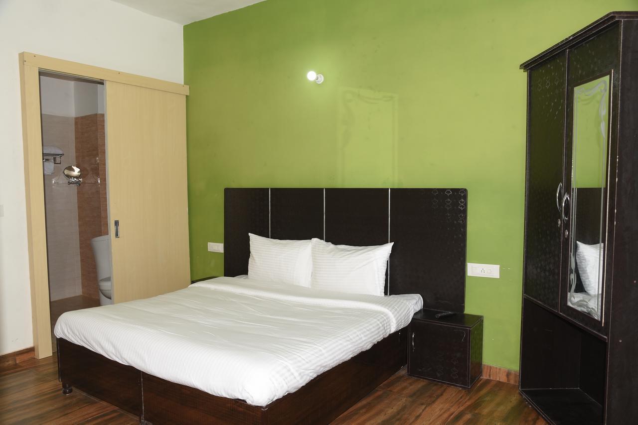 The Palm Tree -Family Stay Amritsar Zewnętrze zdjęcie